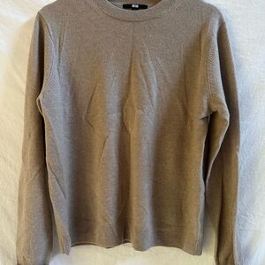 Uniqlo Women’s Beige Cashmere Crewneck Sweater